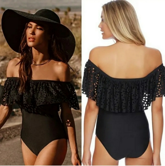 New In Package Bandage Brazilian One Piece Swimsuit - Picture 2 of 4